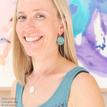 next romance 25mm small foliage green earrings