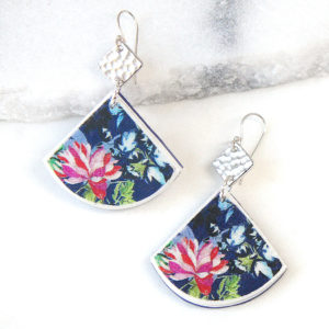DEVOI x next romance fan art earrings AW18