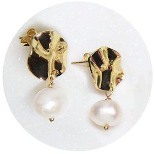 wavy stud pearl earrfings NEXT ROMANCE jewellery melbourne